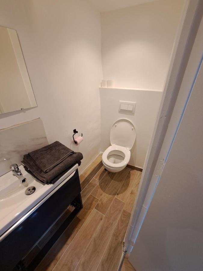 Studio Centre Ancien Apartment *